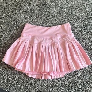 Gold Hinge pleated skort